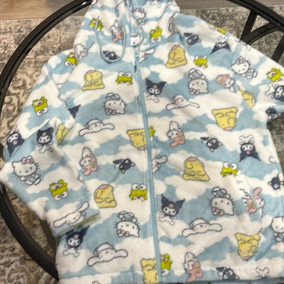 Hello kitty sanrio new without tag fleece jacket size medium - Picture 1 of 4